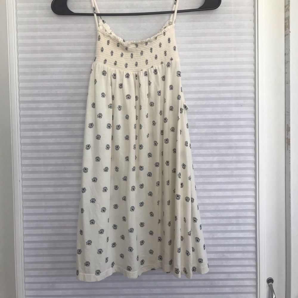 Black and White Flower Design Tank Top